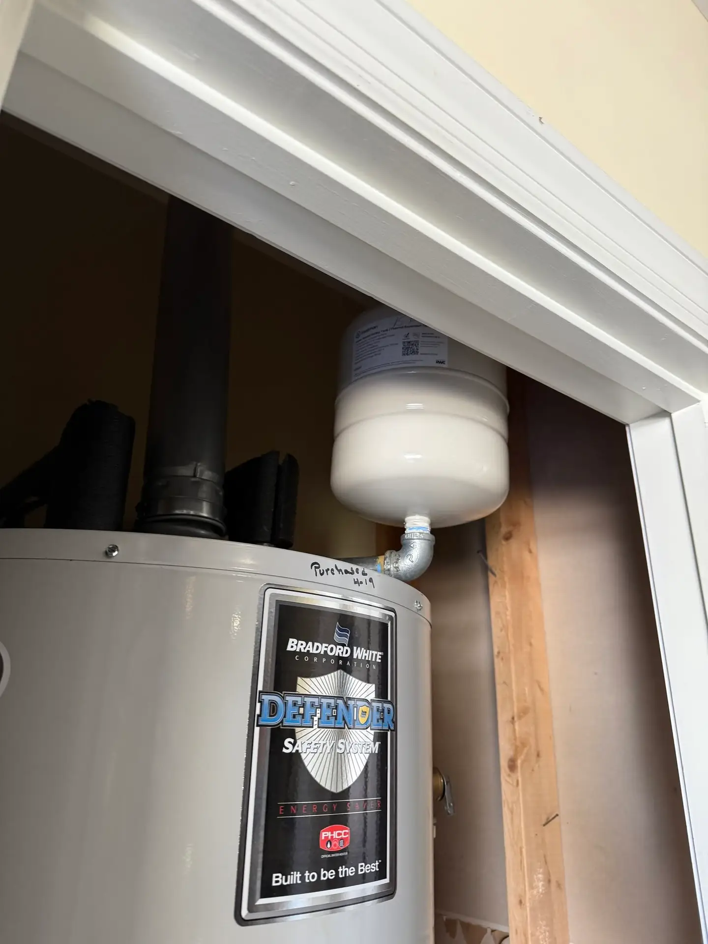 Expansion tank installation from the 1 A+ Plumber project library