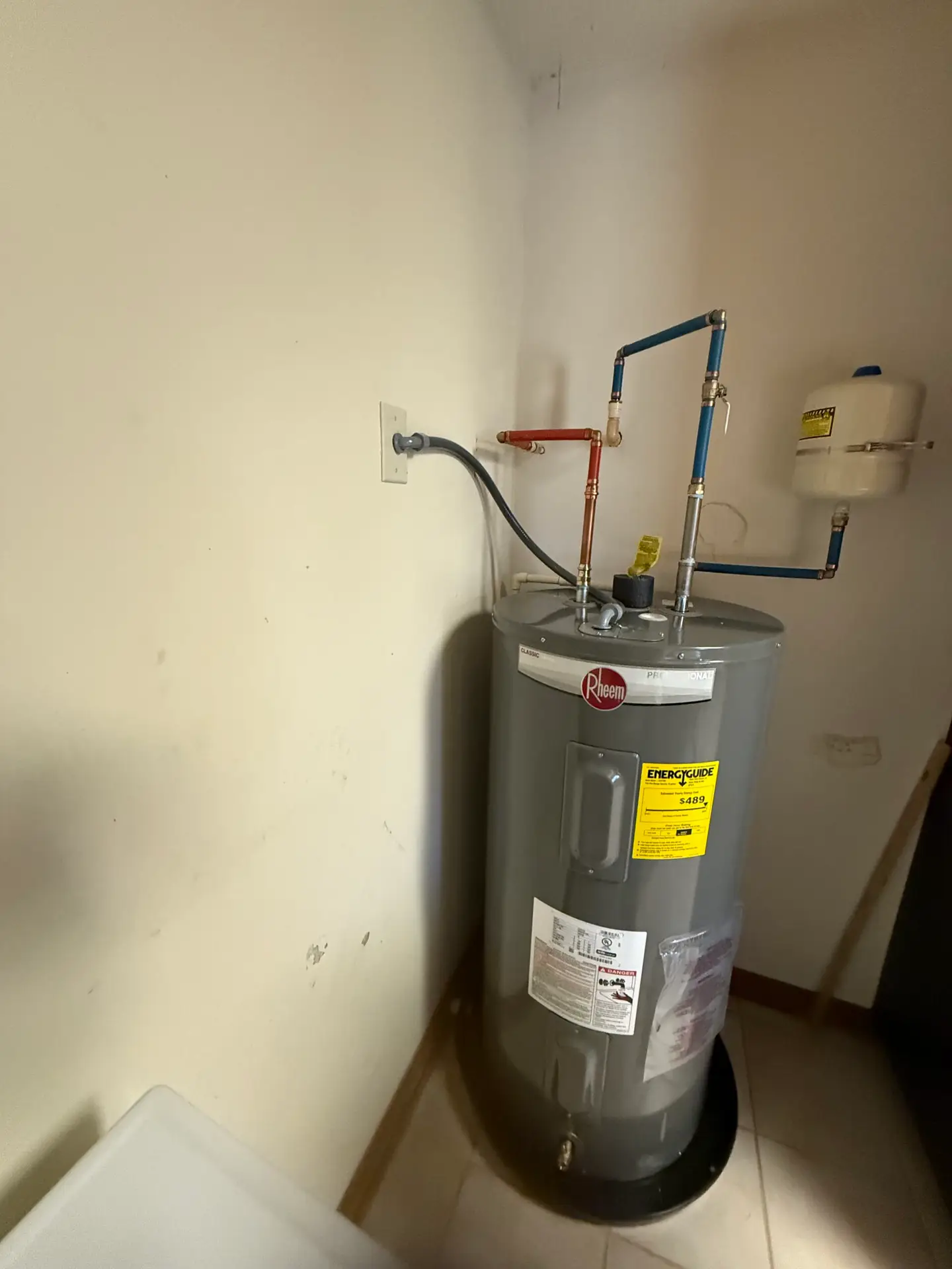 Electric water heater replacement by 1 A+ Plumber
